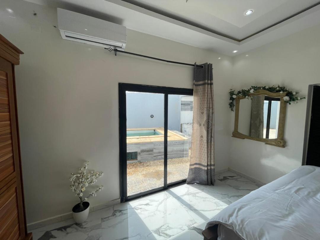 Villa Adja Nafy A Saly Gandigal Dış mekan fotoğraf