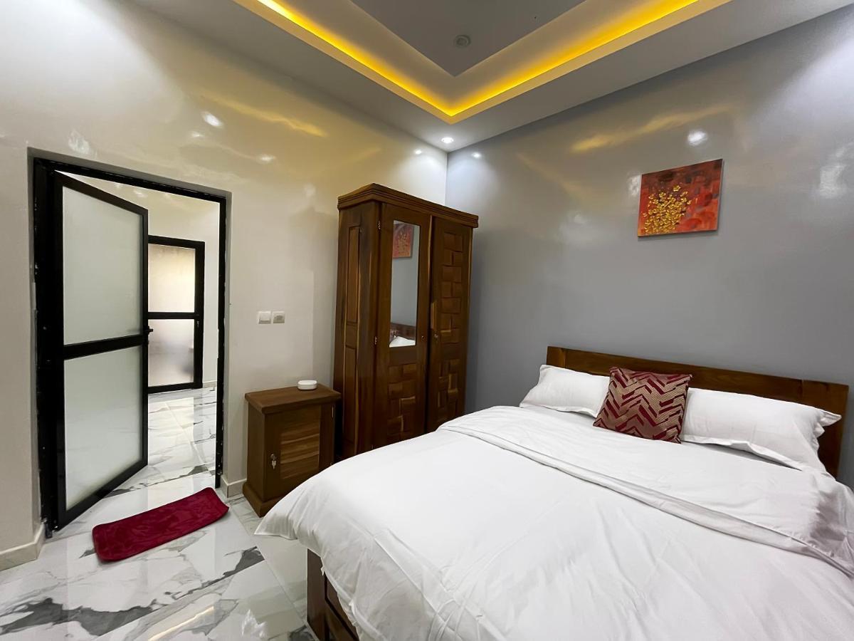 Villa Adja Nafy A Saly Gandigal Dış mekan fotoğraf
